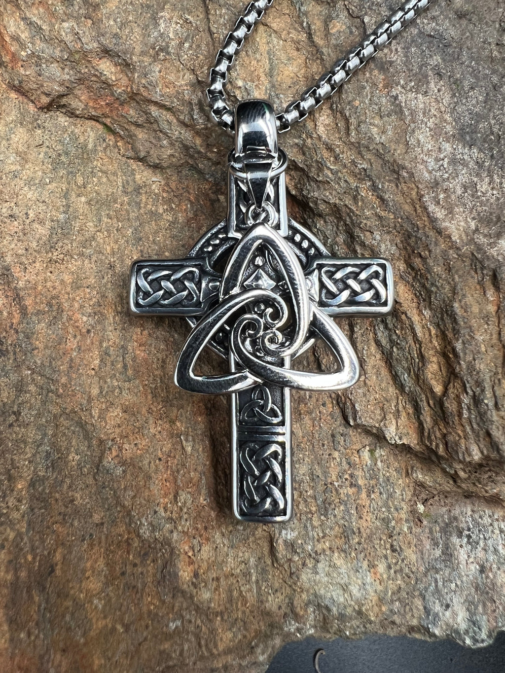 Celtic Trifecta Necklace - Motif Metalworks
