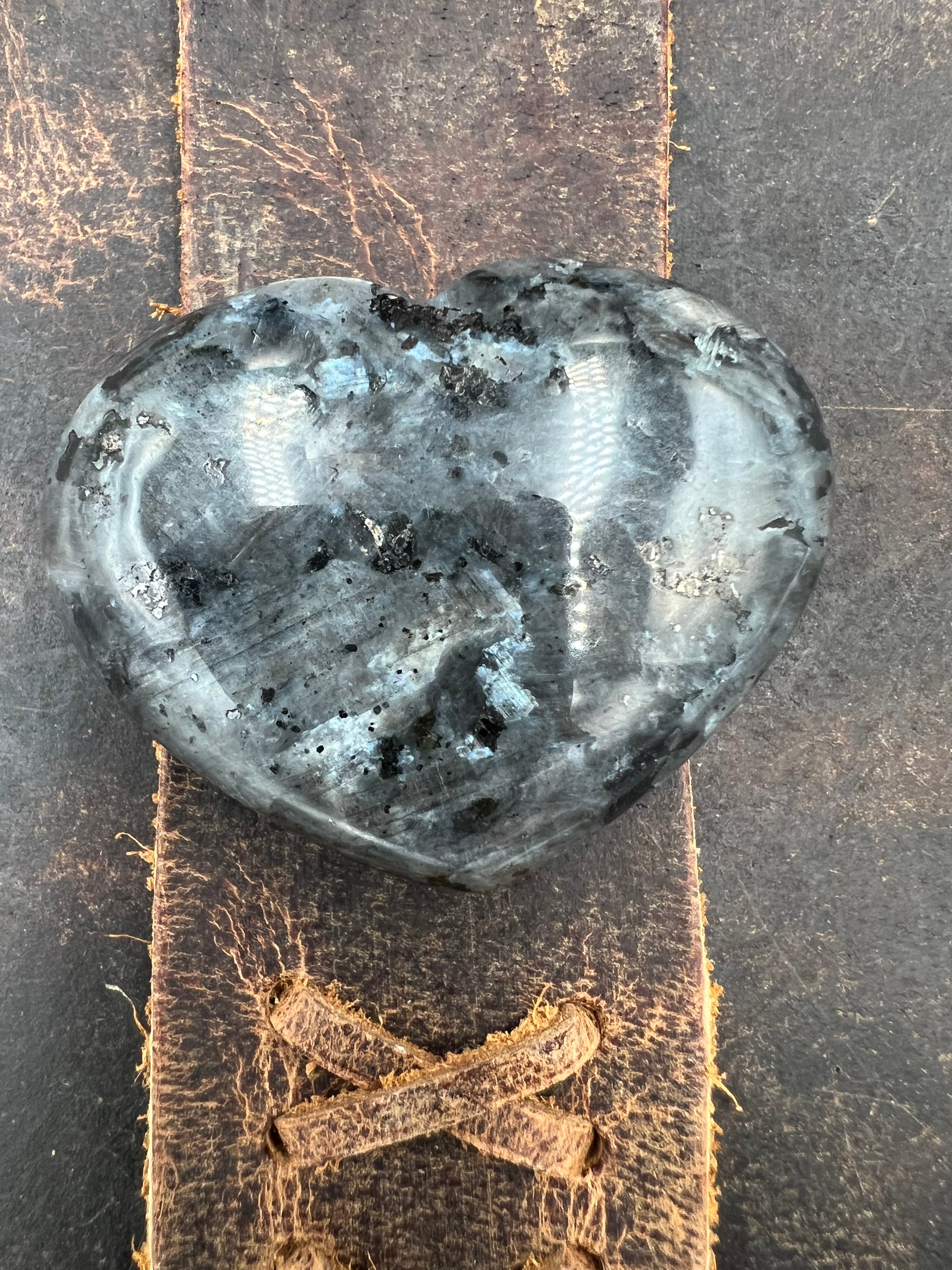 Stone Pocket Heart - 45mm with Display Stand