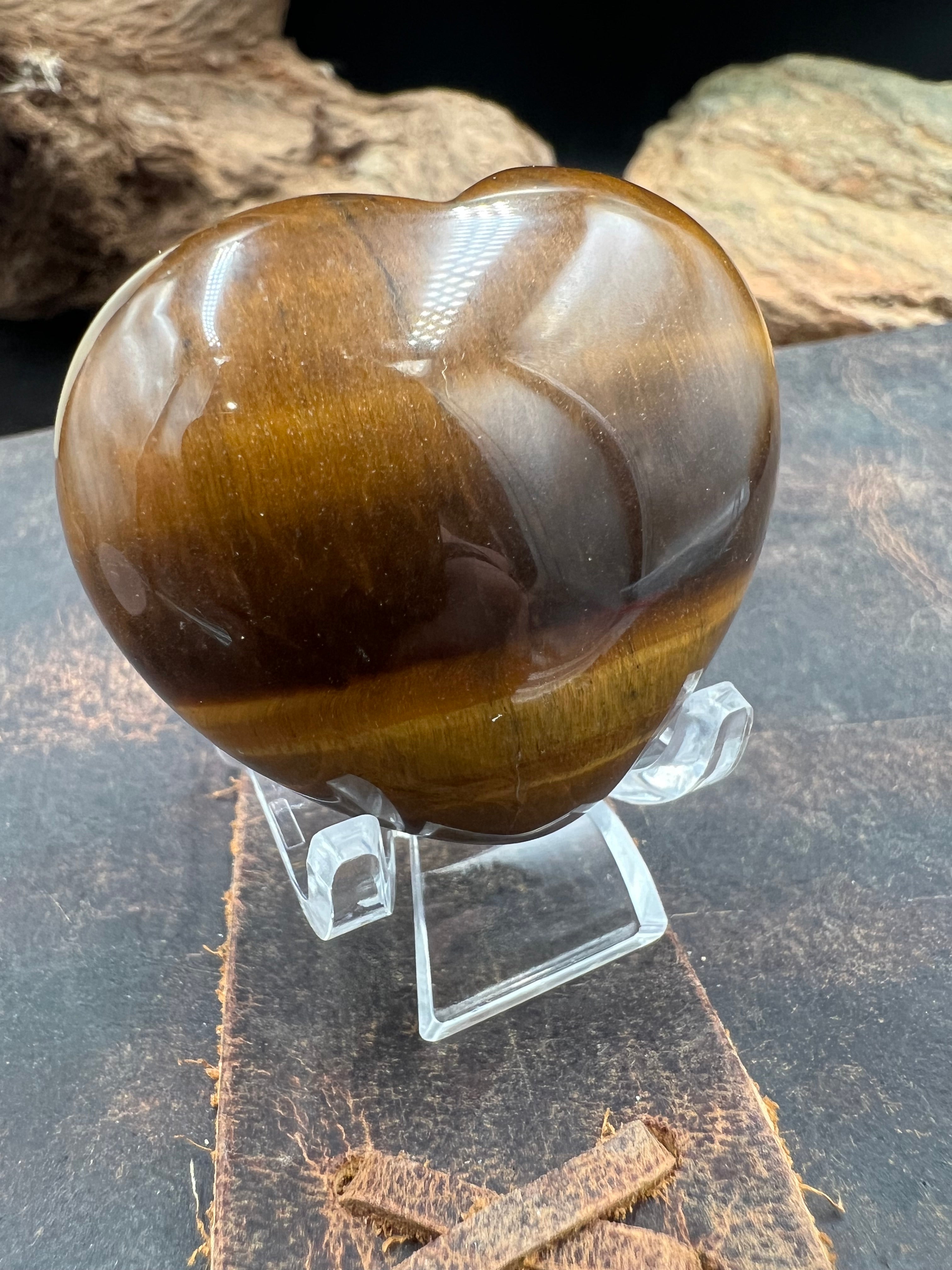 Stone 3D Puff Hearts of the Forest :: 40-45mm (Medium) :: with Display Stand