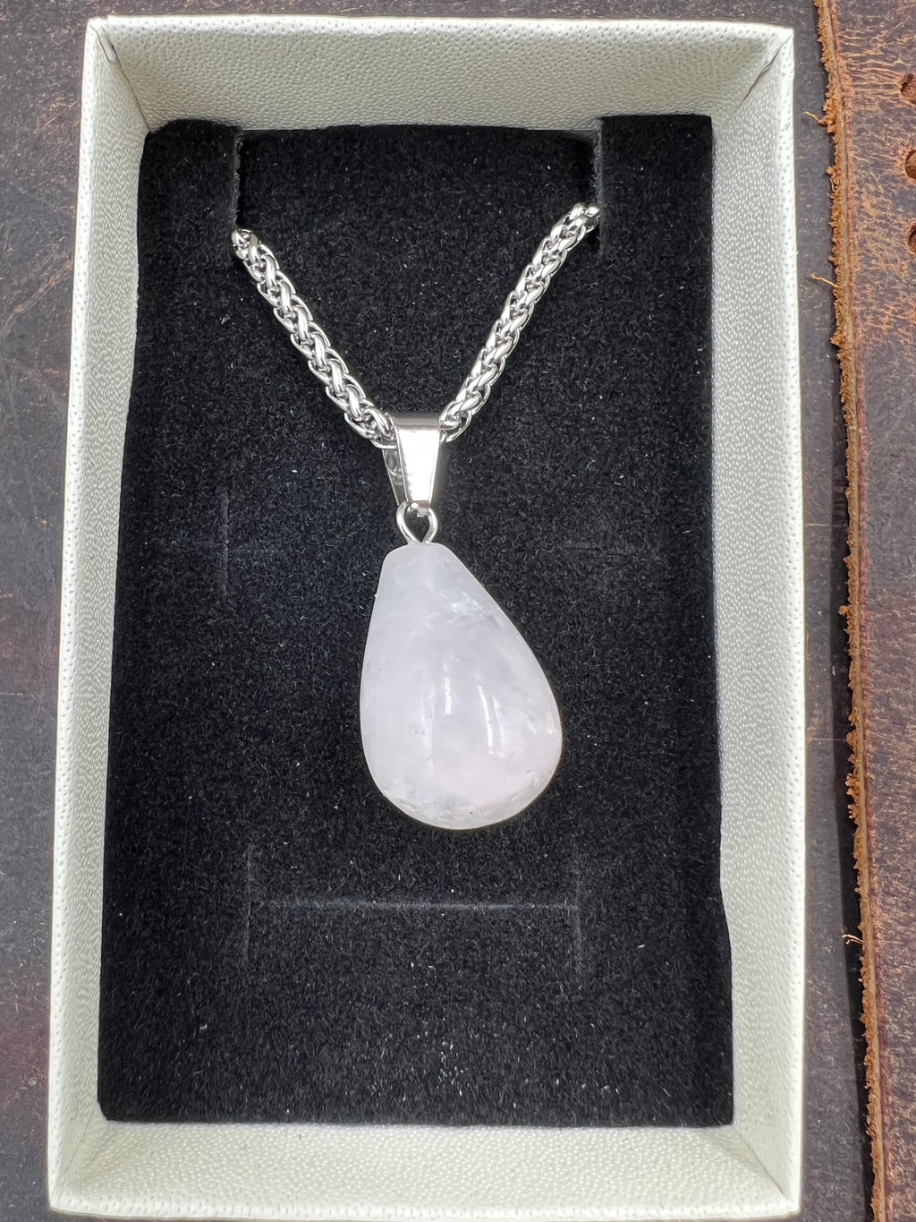 Stone Droplet Pendant Necklace - 18-20mm