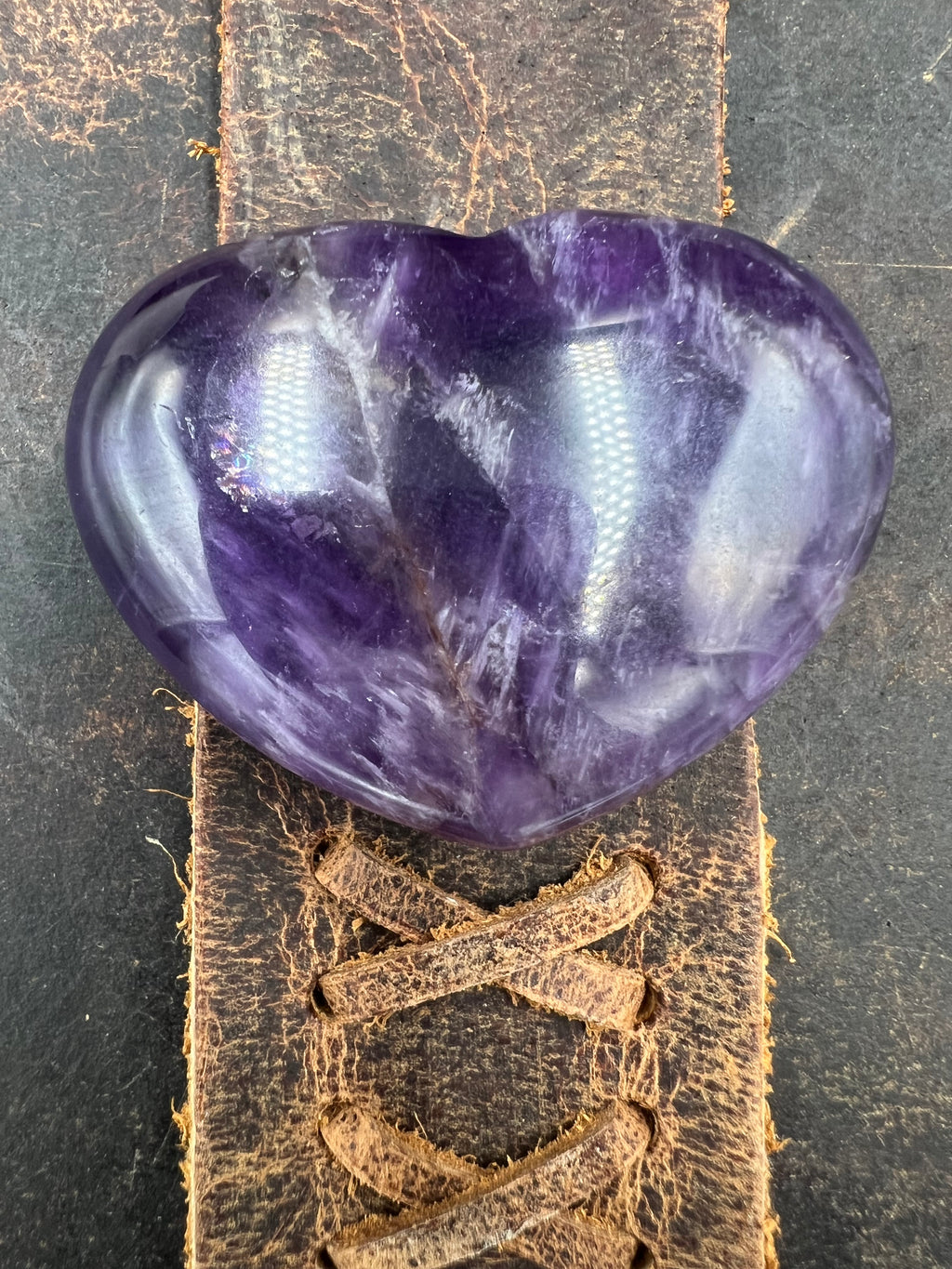 Stone Pocket Heart - 45mm with Display Stand