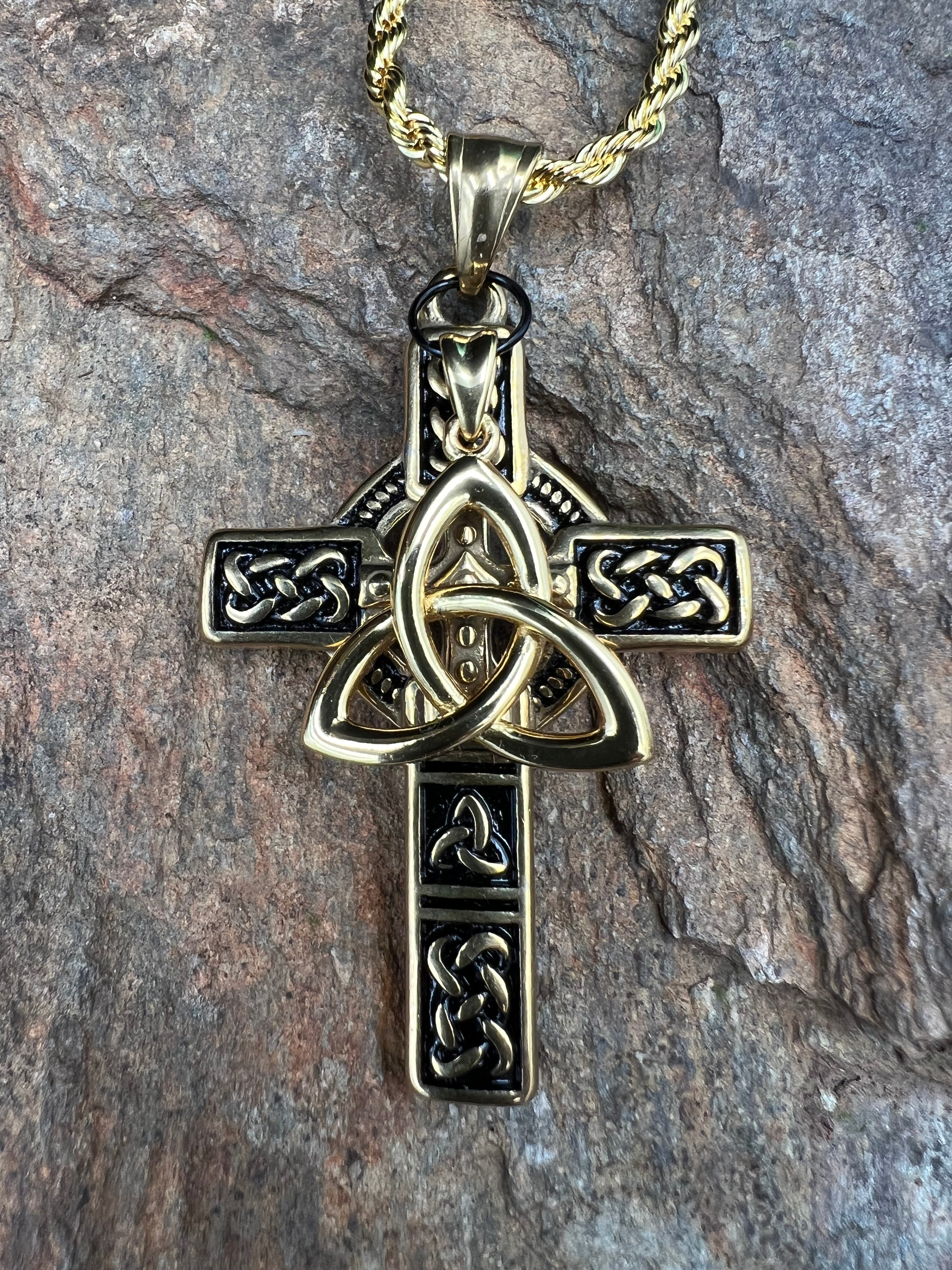 Celtic Knot Necklace - Motif Metalworks