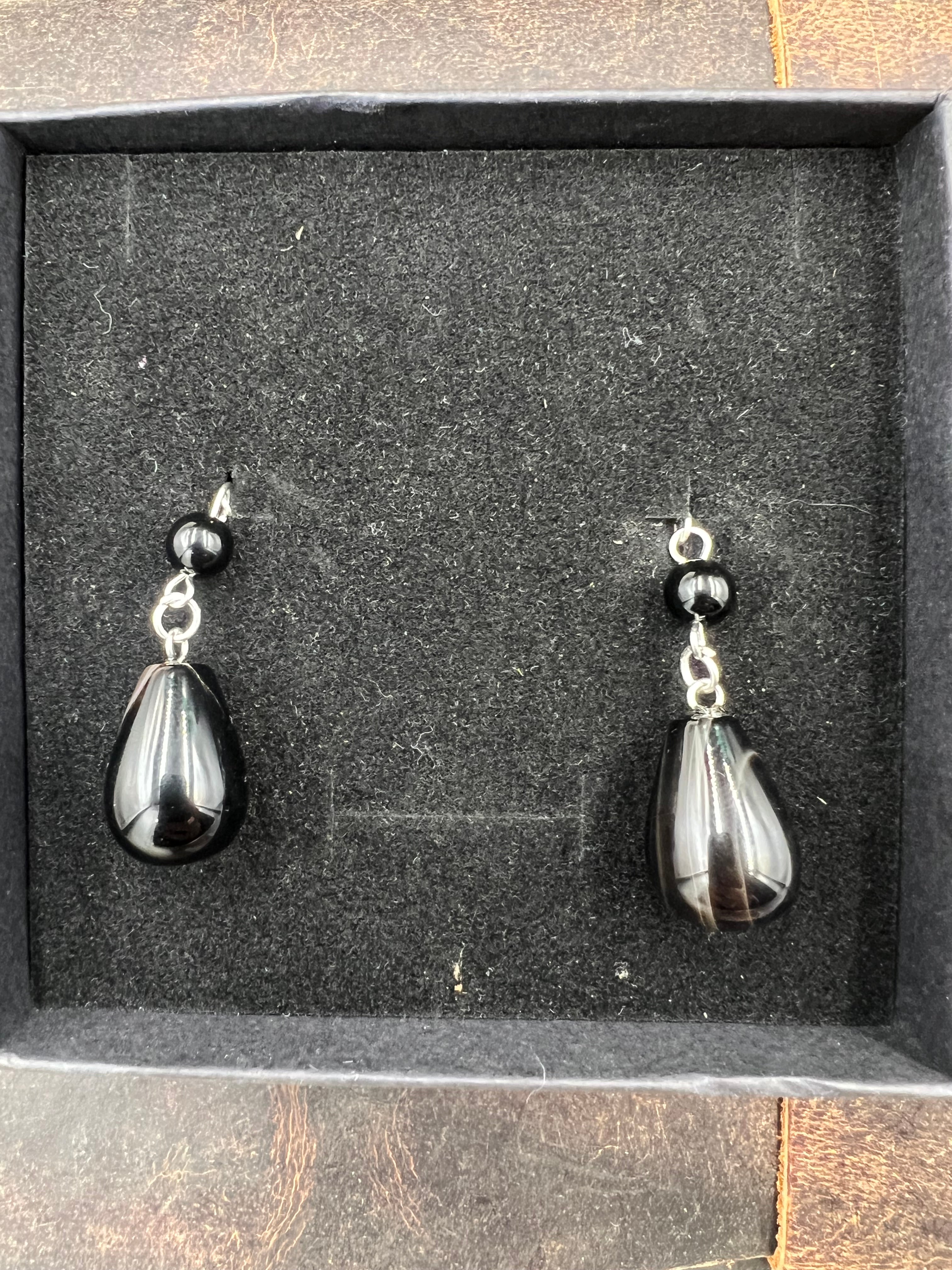 Stone Droplet Gem Dangle Earrings