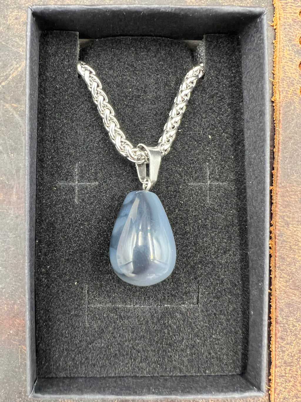 Stone Droplet Pendant Necklace - 18-20mm