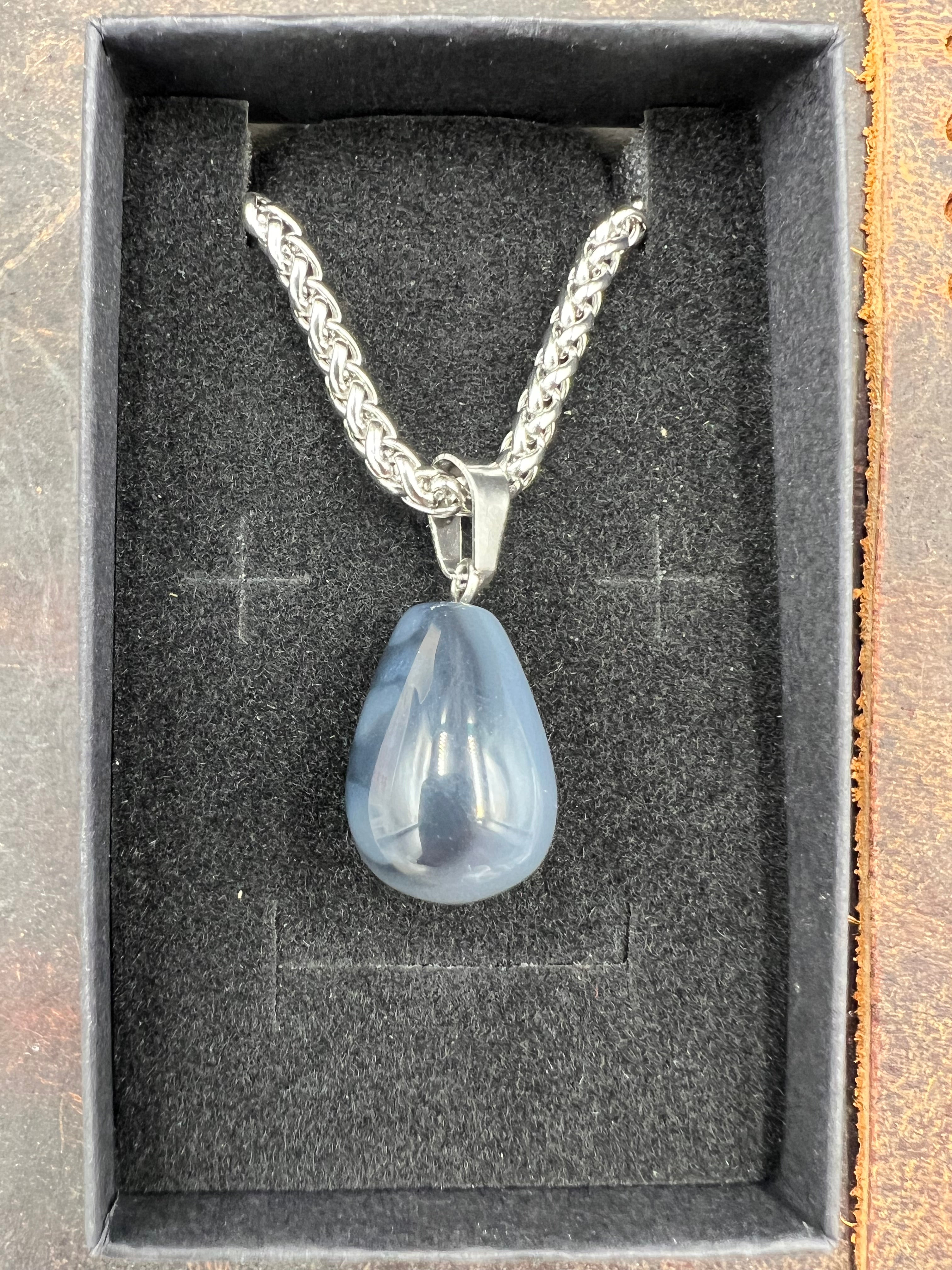 Stone Droplet Pendant Necklace - 18-20mm