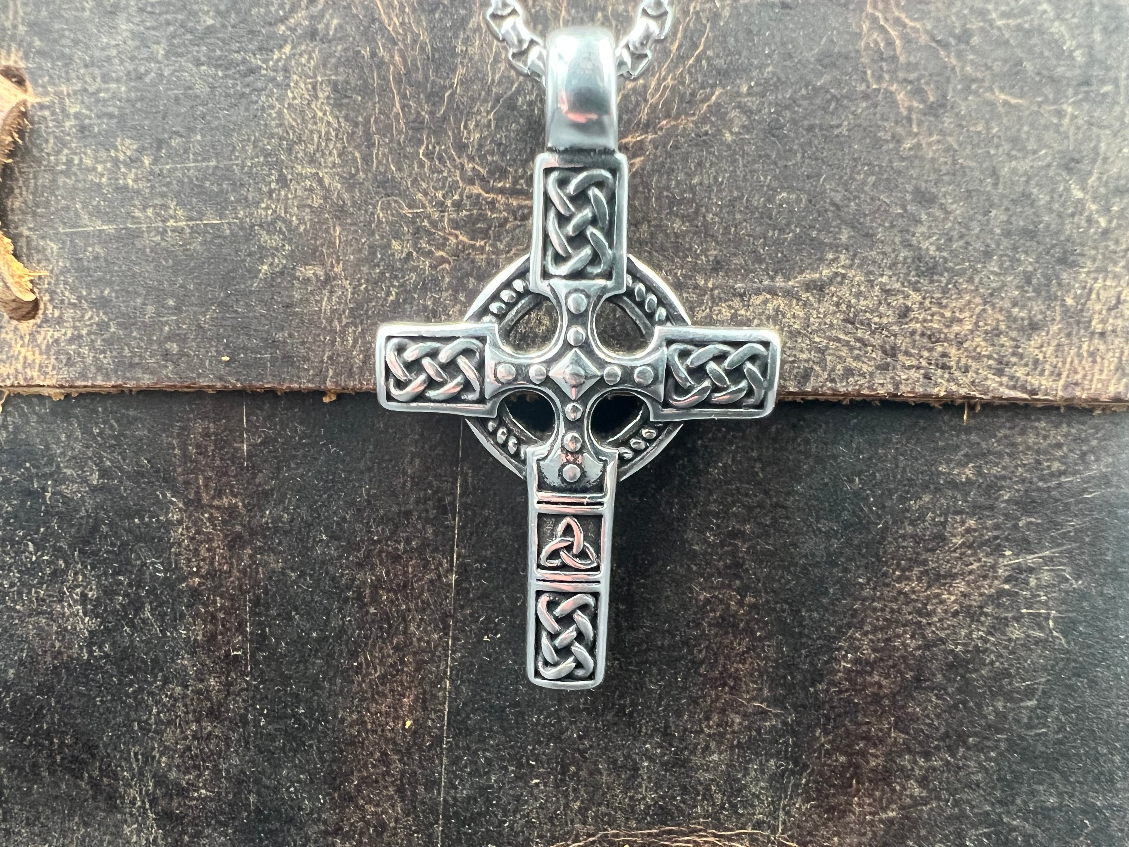 Celtic Heritage Cross Necklace - Motif Metalworks