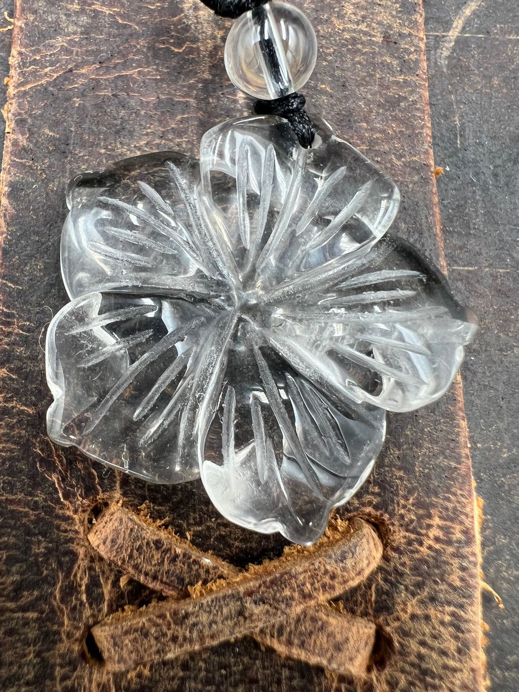 Stone Hibiscus Pendant Necklace - 28mm