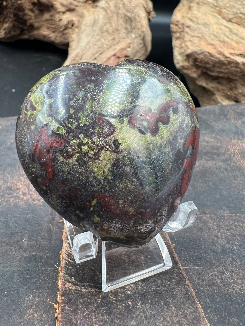 Stone Semi-Puff Hearts of the Forest :: 40-45mm (Medium) :: with Display Stand - Motif Metalworks