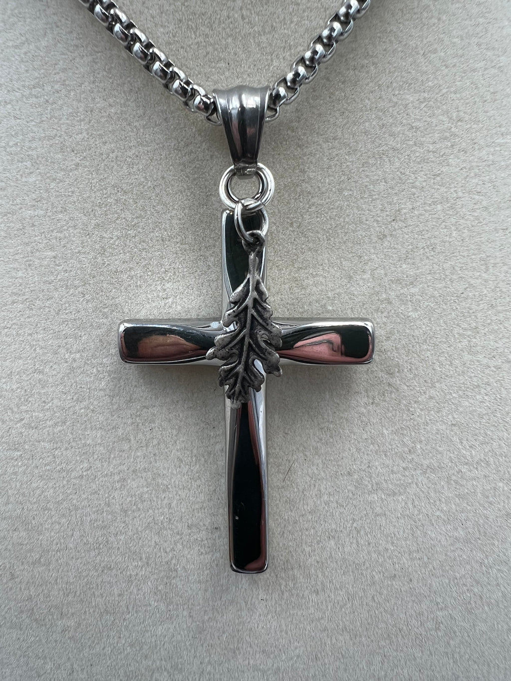 Legacy Oak Necklace - Motif Metalworks