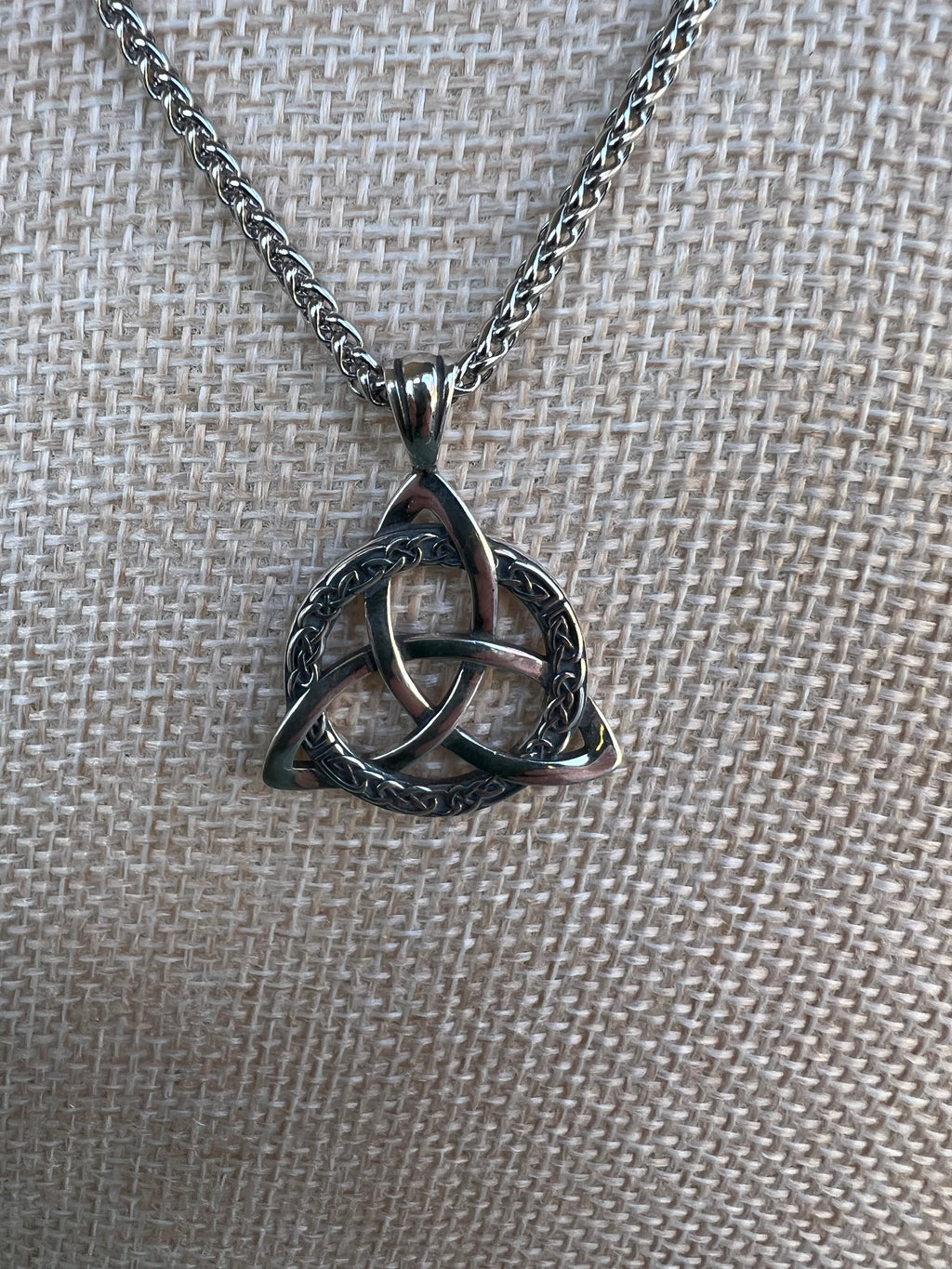 Celtic Knot Triquetra Necklace - Motif Metalworks