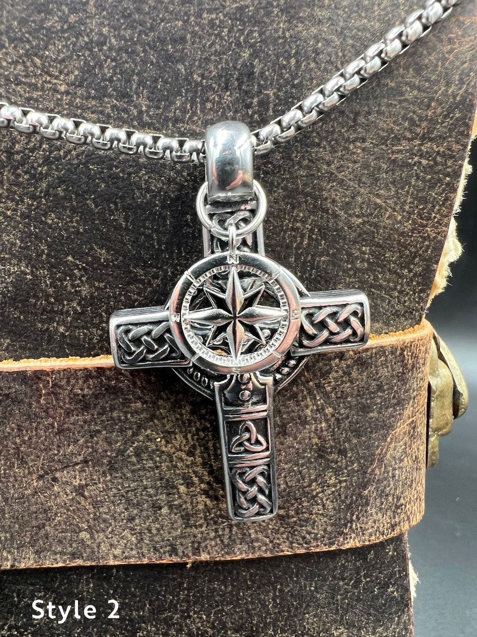 Celtic Wayfinder Necklace - Motif Metalworks