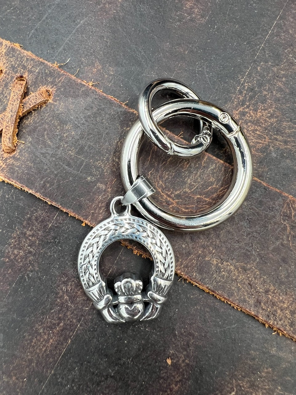 Claddagh Steel Keychain - Motif Metalworks