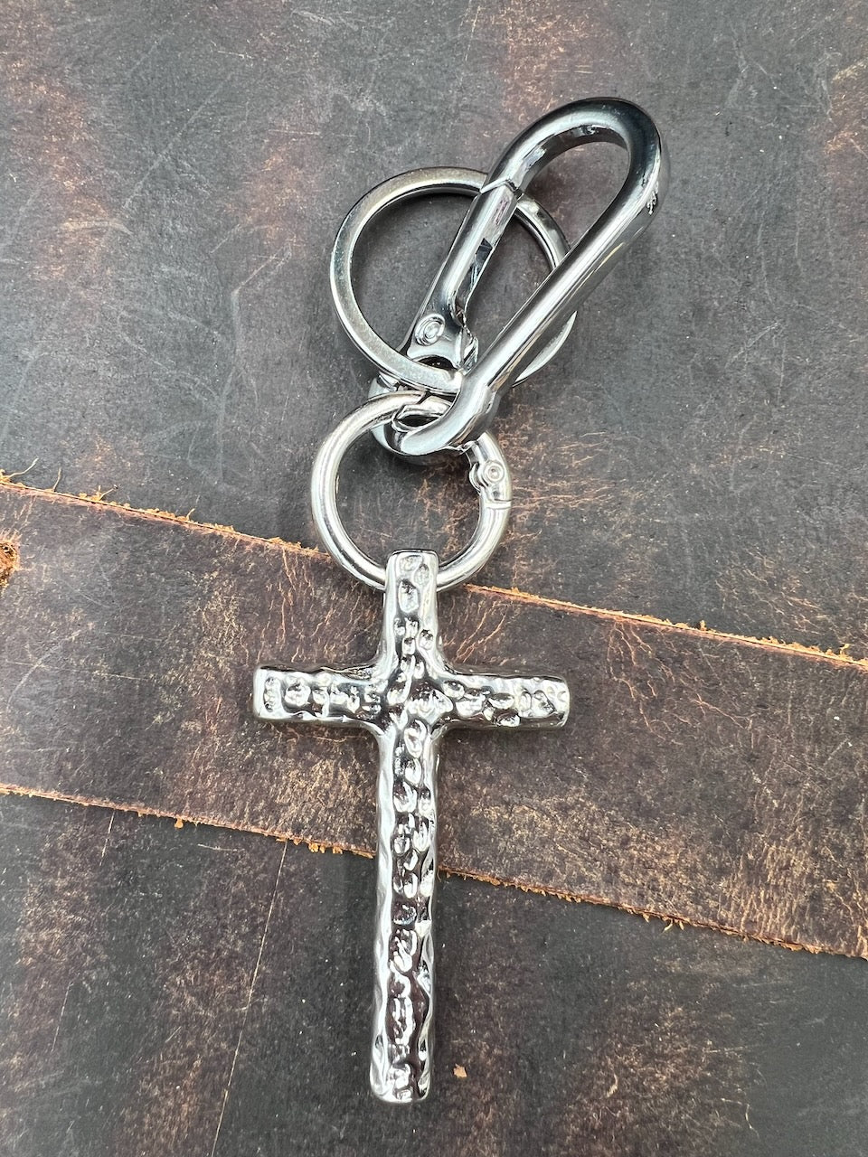 Hammered Heritage Cross Keychain - Motif Metalworks
